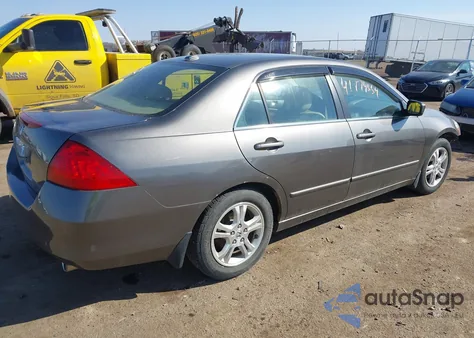 2007 Honda Accord 2.4 Ex z USA, uszkodzony, nr VIN 1HGCM56807A091160
